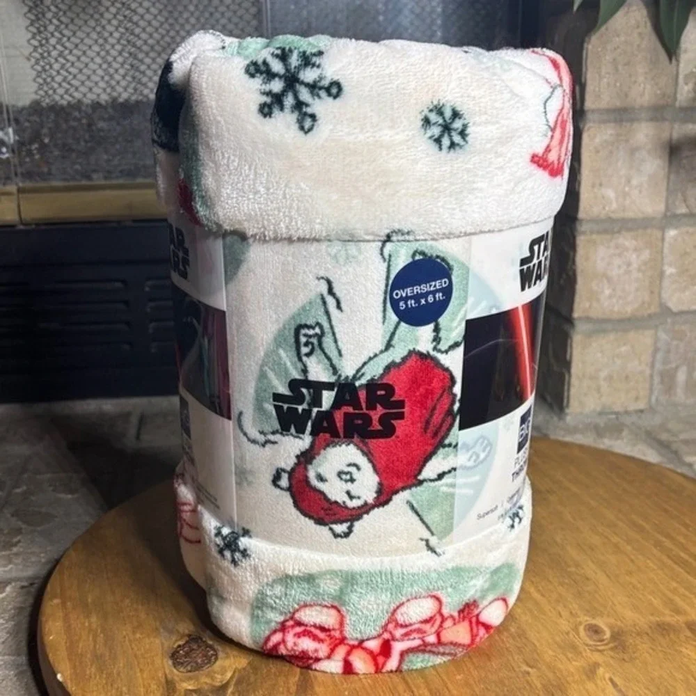 Star Wars Holiday Christmas Oversized Supersoft Throw Blanket 5'x6' GIFT NEW